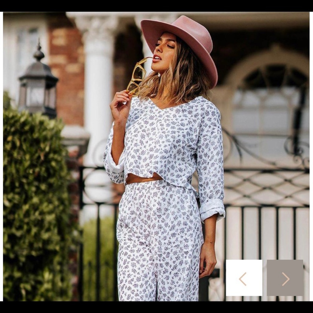 Bobbie wren outfit